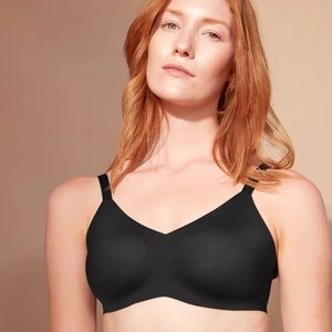 Knix Black Padded V-Neck Bra Size 2 NWT